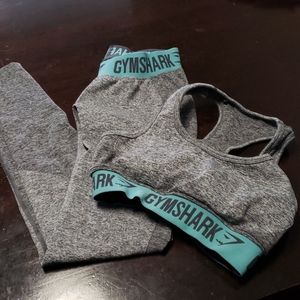Gymshark Leggings / Sports Bra
